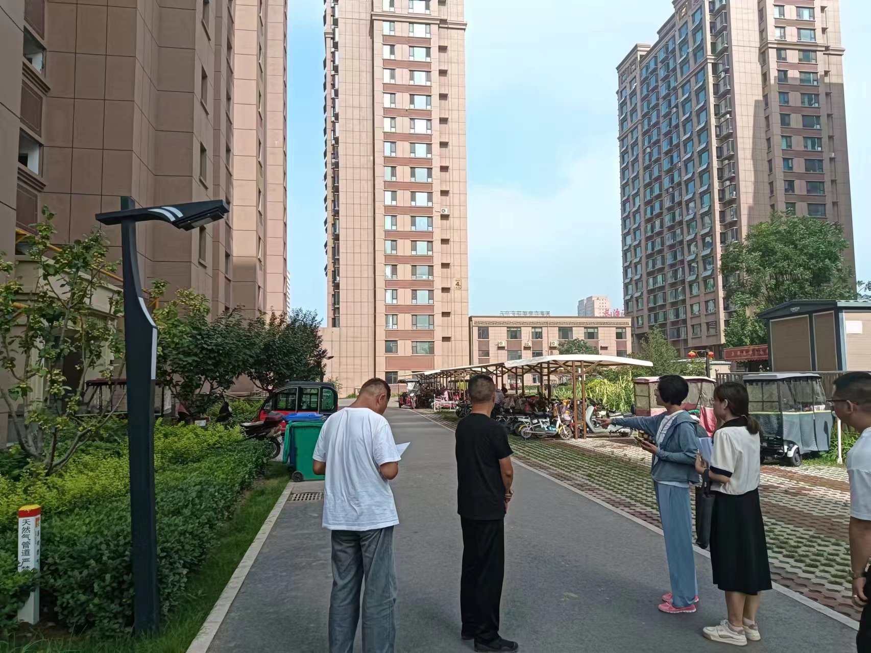 梁家莊一期、西二區(qū)水保驗收現(xiàn)場.jpg